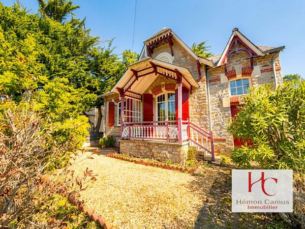 Pornichet , Élégante Pornichétine de caractère à deux pas de la plage et de la gare,  
Pornichet 44380