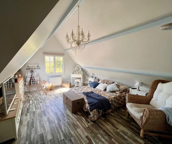 à 5 minutes de Blangy le château, maison tout confort avec piscine