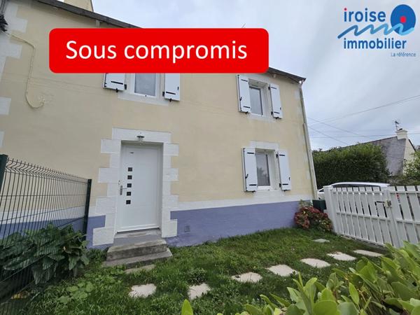 MAISON EN PIERRES