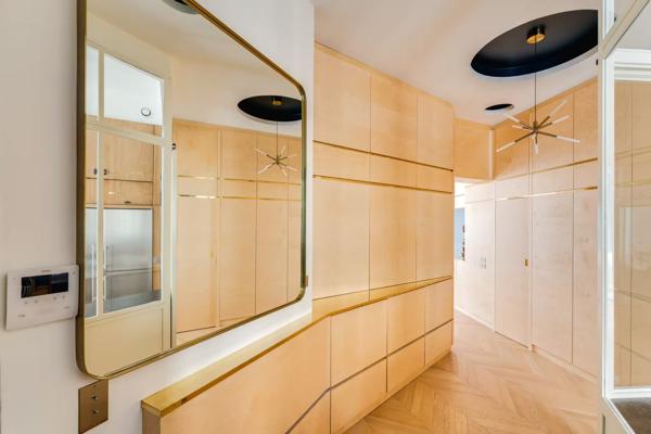 PARIS 2ᵉ – OPÉRA / QUATRE-SEPTEMBRE – COUP DE CŒUR POUR CE MAGNIFIQUE 3 PIÈCES HAUSSMANNIEN DE 97 M²