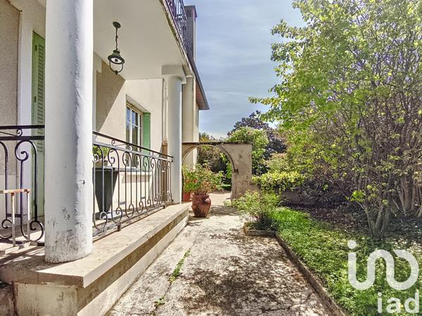 Maison à vendre 8 pièces 243 m² Vénissieux