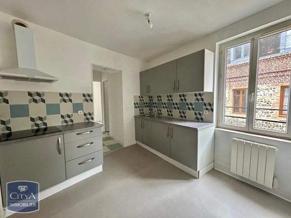 Appartement à louer 2 pièces 48.77m² Dieppe (76200)