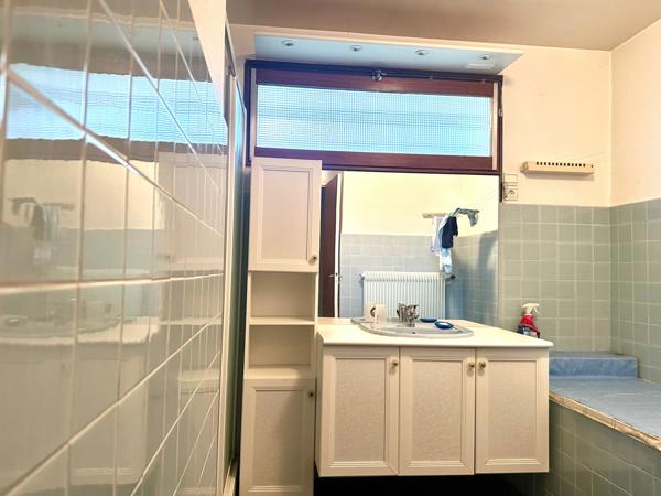 Maison à vendre SAUMUR 4 chambres - vie de plain-pied, jardin, garage