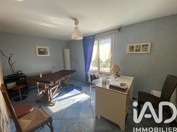 Maison à vendre 8 pièces 170 m² Saint-Fargeau-Ponthierry
