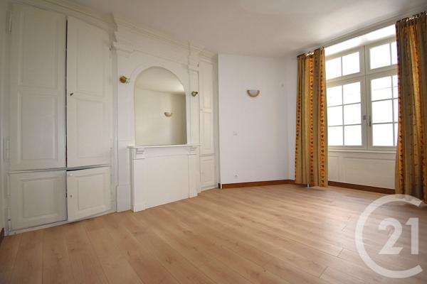 Appartement T1 à vendre  2 pièces - 25 m2 LAVAL - 53