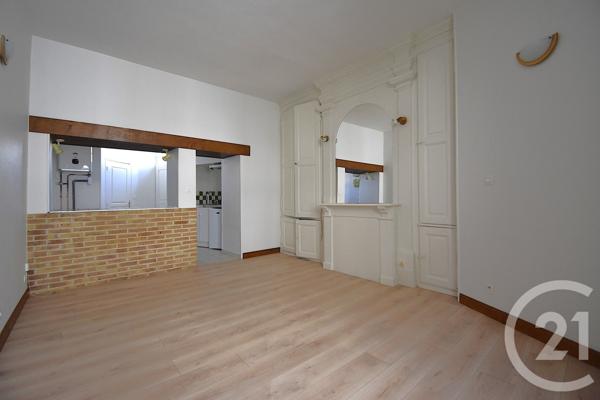 Appartement T1 à vendre  2 pièces - 25 m2 LAVAL - 53