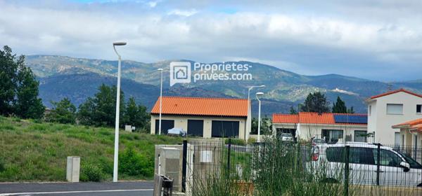 PRADES Terrain Constructible de 500 m2 aménagé