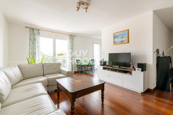 À vendre : Appartement T3 clés en main avec parking et balcon.