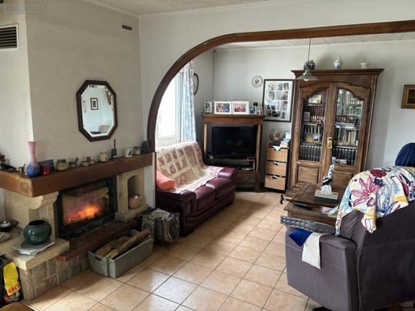 Maison à vendre à Saint-Calais dans la Sarthe (72120), ref : 101/1892