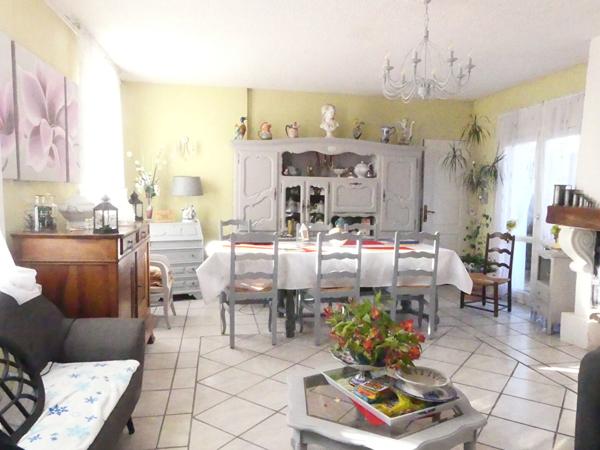 Maison de Bourg (ancien séchoir) Bord de Loire 6 pièce(s) 100 m2