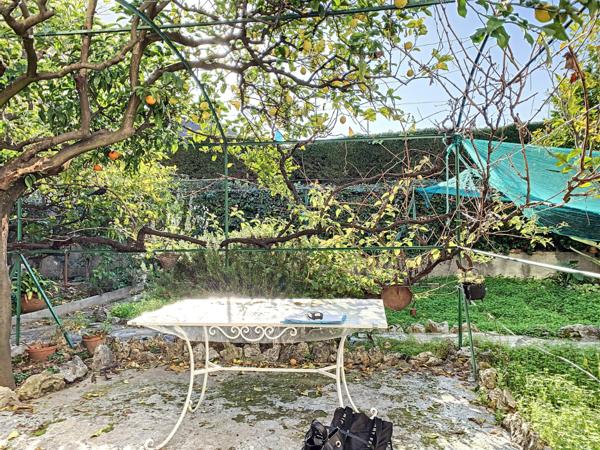 Maison à vendre à Cagnes sur Mer - 5 chambres avec vue mer