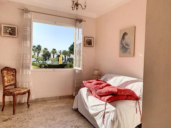 Maison à vendre à Cagnes sur Mer - 5 chambres avec vue mer