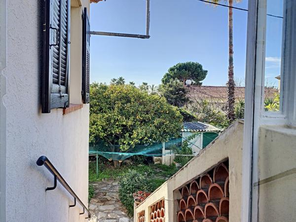 Maison à vendre à Cagnes sur Mer - 5 chambres avec vue mer