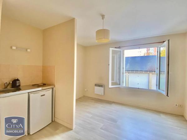 Appartement à louer 1 pièce 18.57m² Joué-lès-Tours (37300)