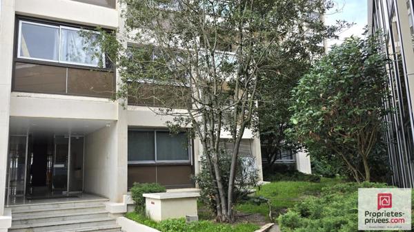 BORDEAUX Croix Blanche - Studio meublé dans résidence de standing