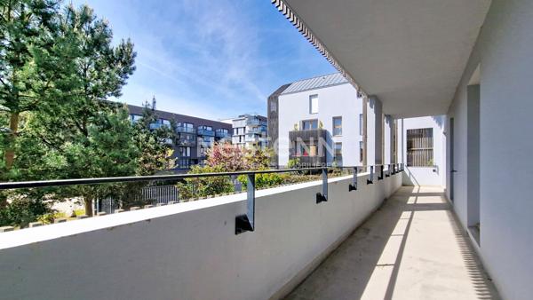Appartement lumineux 4 pièces plein SUD avec parkings, à vendre au coeur Croix Bonnet à Bois d'Arcy