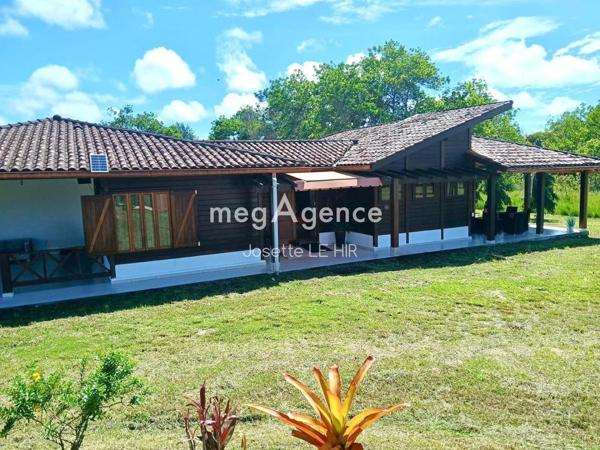 Maison à SINNAMARY, 97315 - 8 pièces 350m²