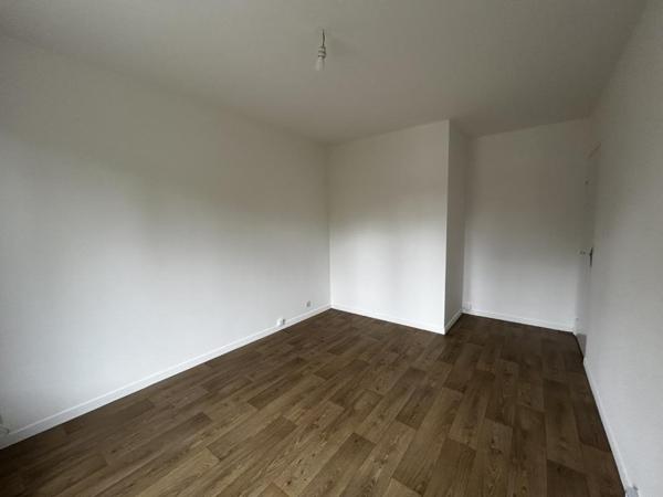 Appartement T4 à louer - 75 m² (réf : 395804)