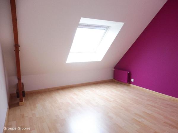 Maison T8 à louer Saint Gregoire - 136 m² (réf : 554033)