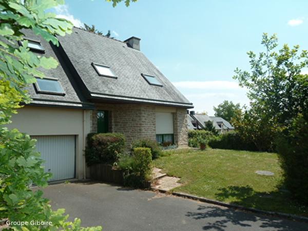 Maison T8 à louer Saint Gregoire - 136 m² (réf : 554033)