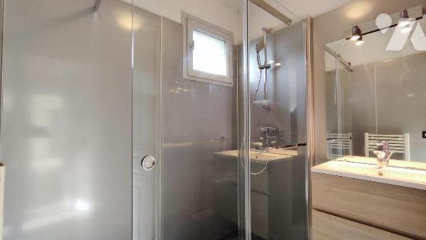 T3 avec Terrasse, Cave, Garage et Parking