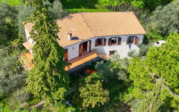 Maison à vendre    4 pièces •  Le Broc