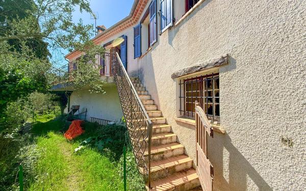 Maison à vendre    4 pièces •  Le Broc