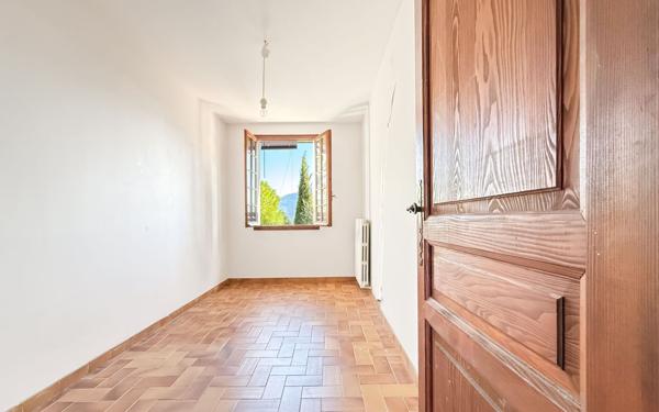 Maison à vendre    4 pièces •  Le Broc