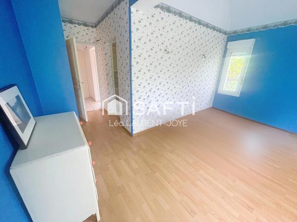 MAISON FAMILLIALE PROCHE BOURG