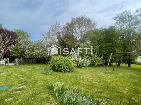 MAISON FAMILLIALE PROCHE BOURG