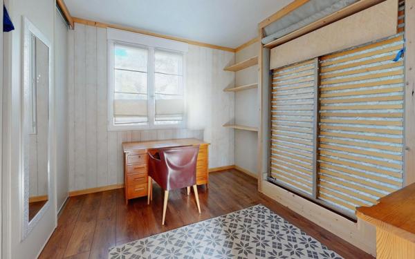 Maison à vendre    5 pièces •  Bouc-Bel-Air