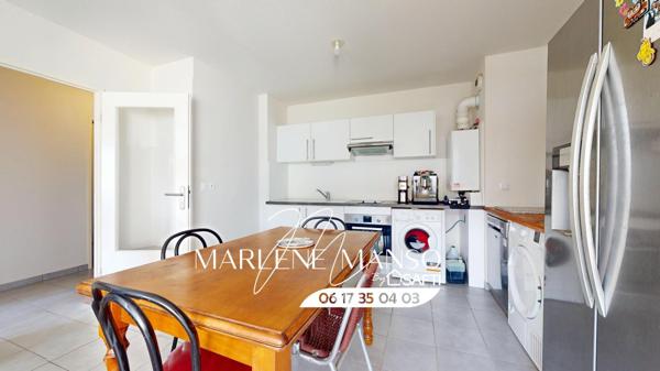 T2 avec loggia + place de parking couverte