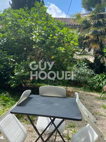 Immeuble de charme, idéalement situé.