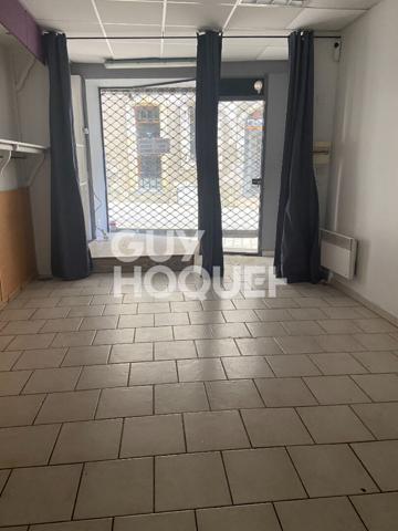 Immeuble de charme, idéalement situé.