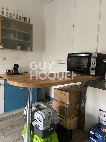 Immeuble de charme, idéalement situé.