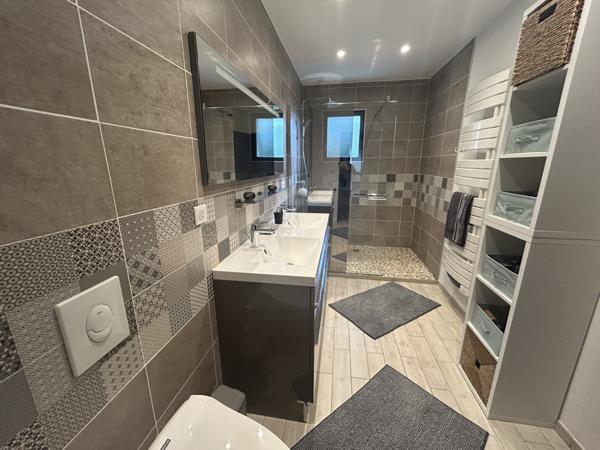Maison 5 pièces - 180 m²