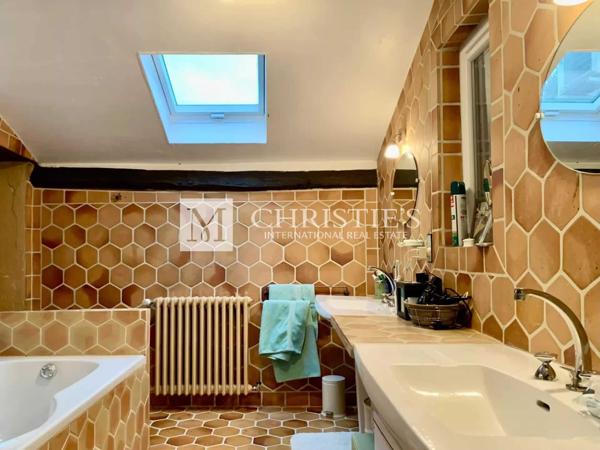 A vendre Maison de Maître du 18e siècle rénovée, à 15 min. d’Angoulême.