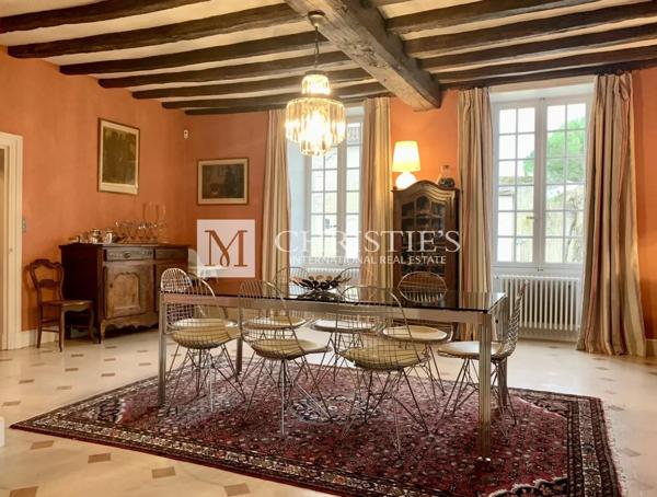 A vendre Maison de Maître du 18e siècle rénovée, à 15 min. d’Angoulême.