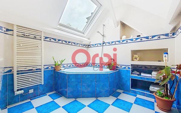 Maison à vendre    8 pièces • 243,49 m2 Yerres