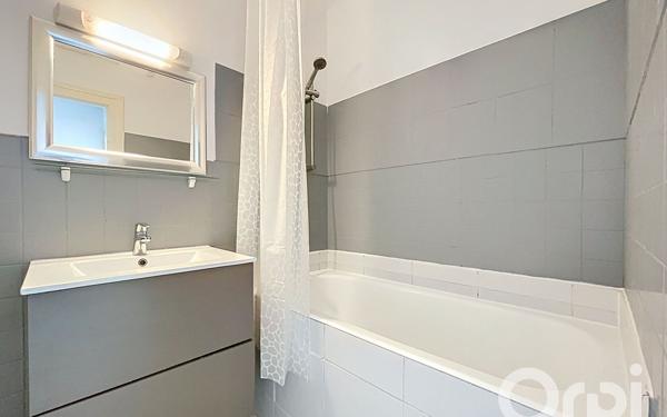 Appartement à vendre    2 pièces •  Challans