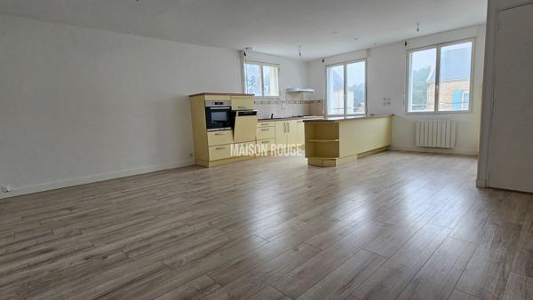 Grand appartement de 105 m² 3 chambres Centre de Sarzeau Parking