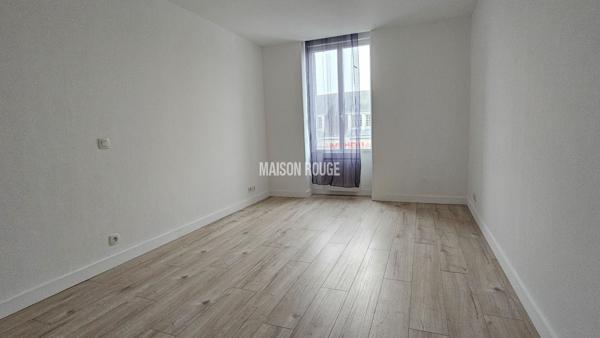Grand appartement de 105 m² 3 chambres Centre de Sarzeau Parking