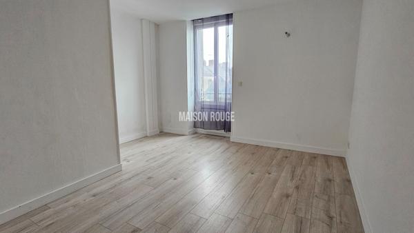 Grand appartement de 105 m² 3 chambres Centre de Sarzeau Parking