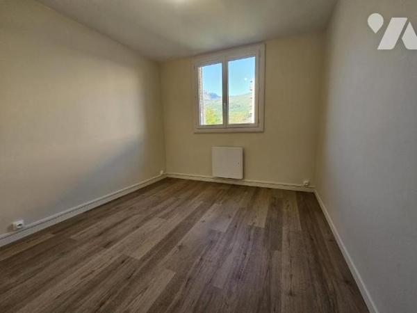  Appartement T3 entièrement refait à neuf