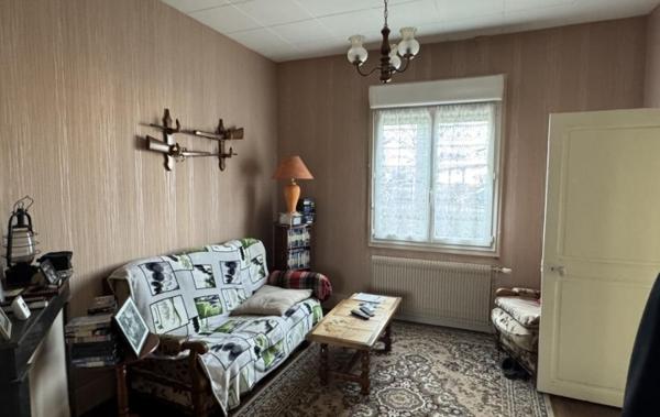 Vente Maison Avec jardin à rafraîchir Saint-amand-montrond   