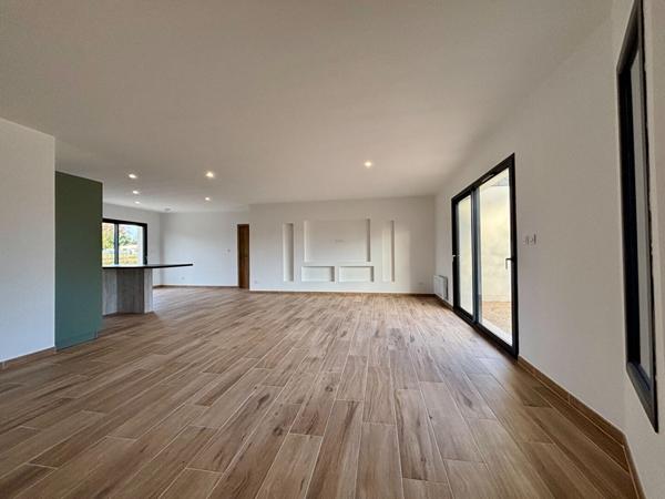 Maison de plain pied récente