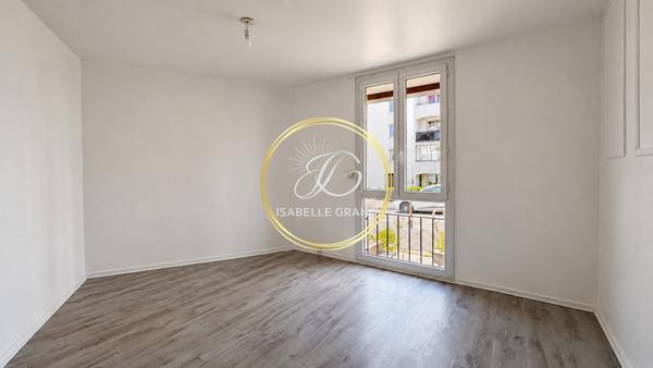 Appartement
         5 pièces
        - 83 m² Exclusivité 99 000 € *