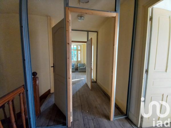 Maison traditionnelle 9 pièces de 242 m² à Brienne-le-Château (10500)