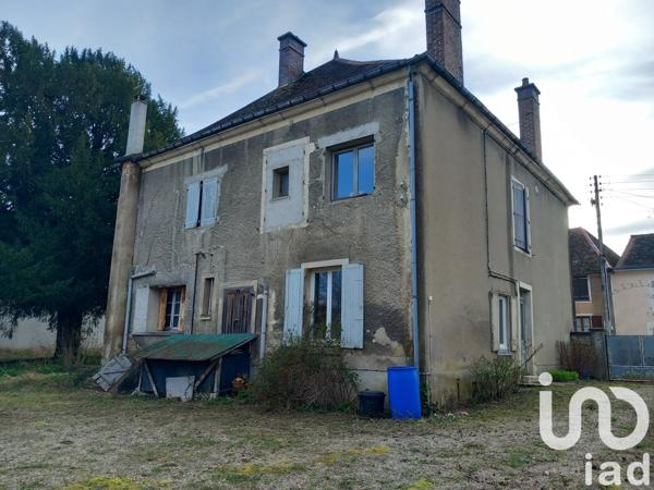 Maison traditionnelle 9 pièces de 242 m² à Brienne-le-Château (10500)