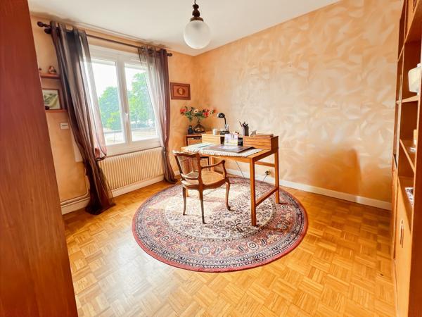 MABLY (42300) — Maison familiale 138 m² · Garage 44 m² · Jardin clos